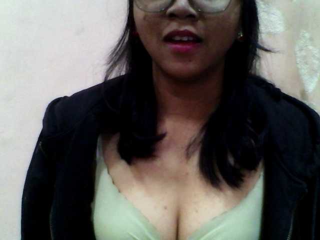 Ayischah live cam on BongaCams