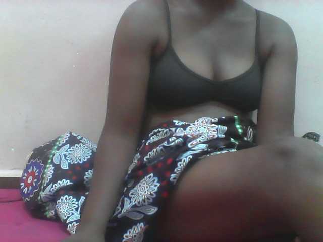 Ayischah live cam on BongaCams