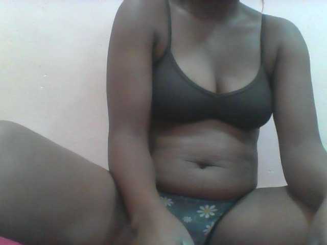 Ayischah live cam on BongaCams