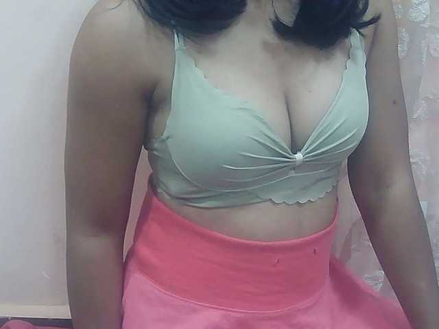 Ayischah live cam on BongaCams