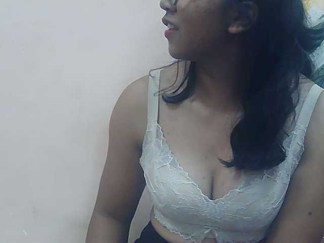 Ayischah live cam on BongaCams