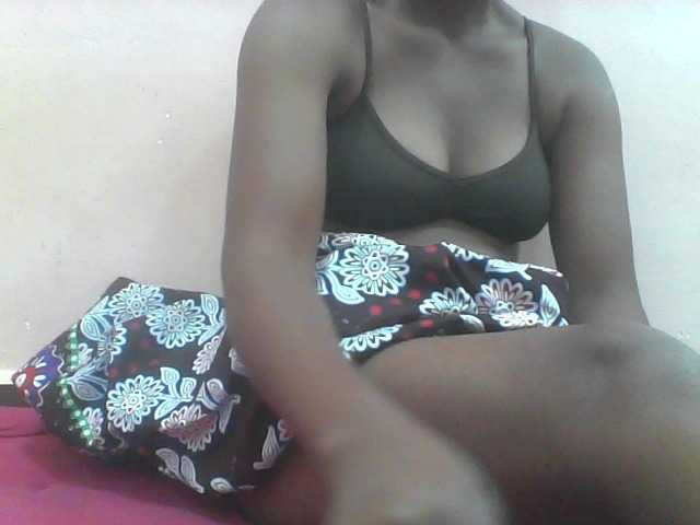 Ayischah live cam on BongaCams
