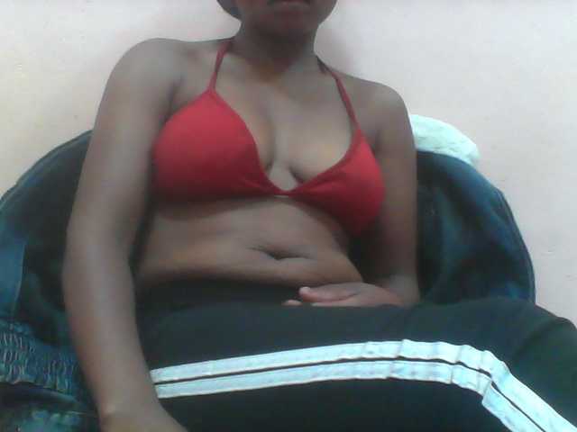 Ayischah live cam on BongaCams