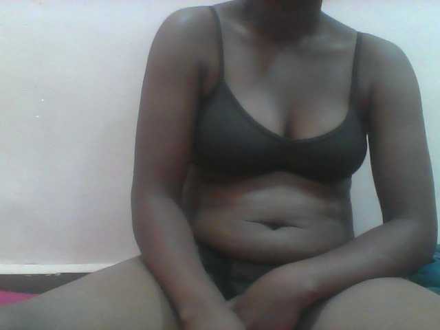 Ayischah live cam on BongaCams