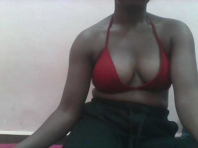 Ayischah live cam on BongaCams