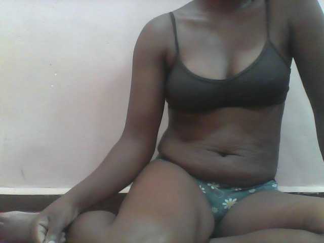 Ayischah live cam on BongaCams
