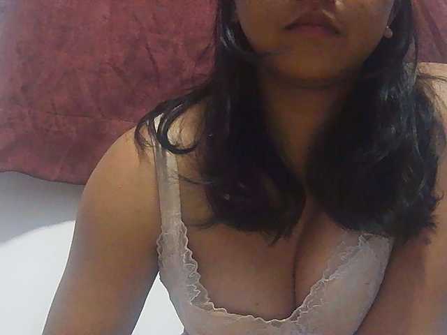 Ayischah live cam on BongaCams