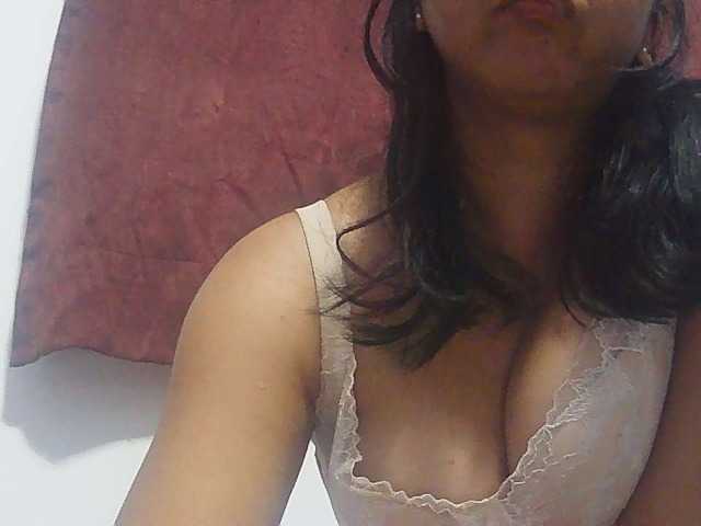 Ayischah live cam on BongaCams