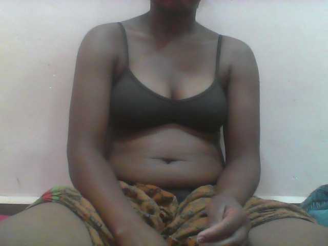 Ayischah live cam on BongaCams