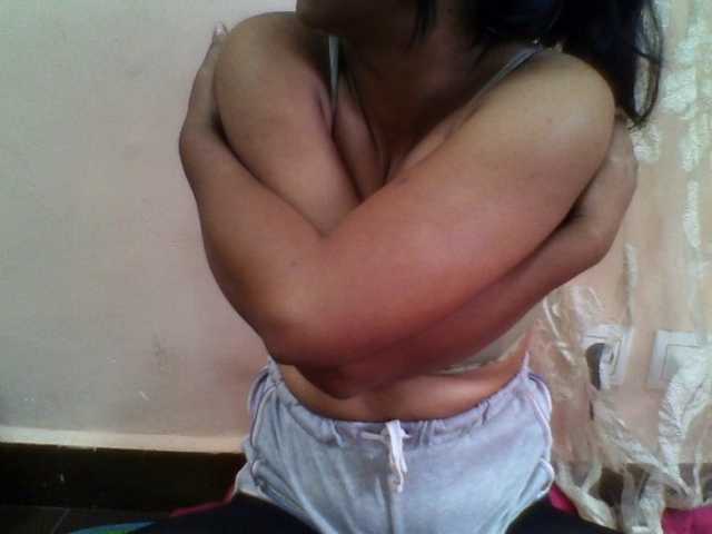 Ayischah live cam on BongaCams