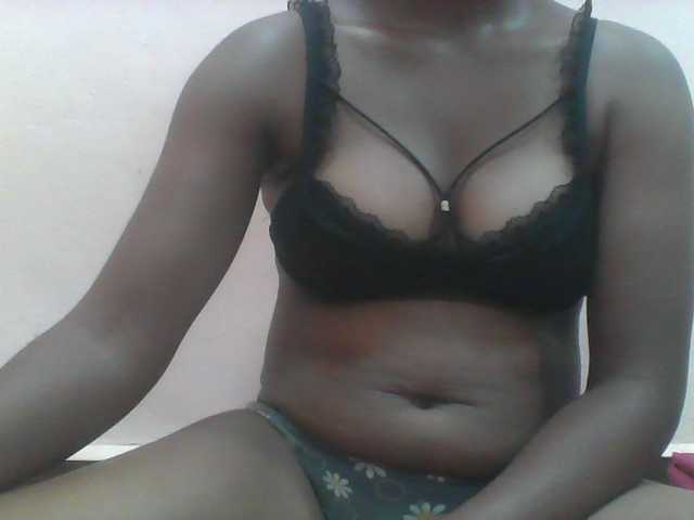 Ayischah live cam on BongaCams