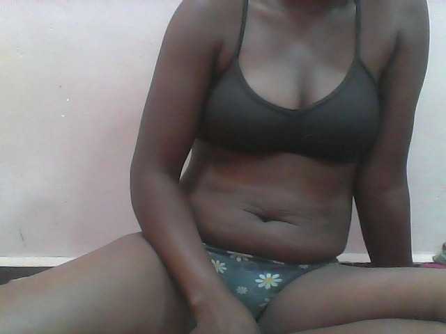 Ayischah live cam on BongaCams