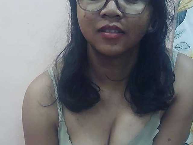 Ayischah live cam on BongaCams
