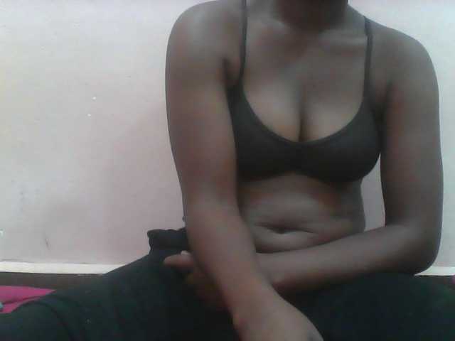 Ayischah live cam on BongaCams