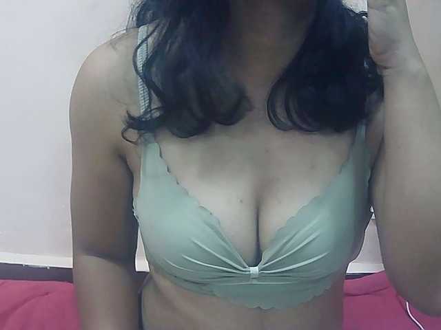 Ayischah live cam on BongaCams