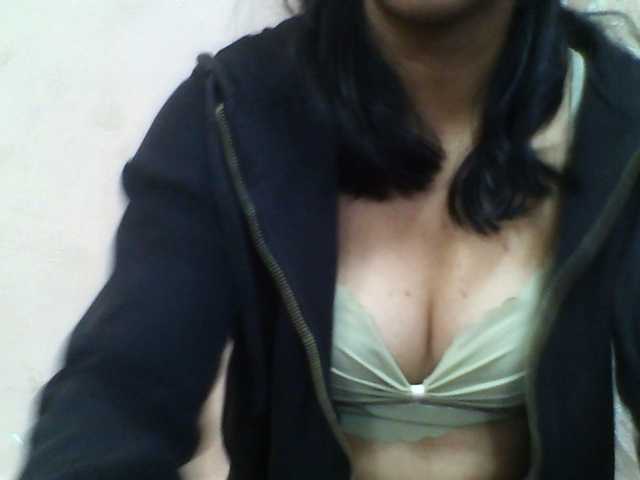 Ayischah live cam on BongaCams