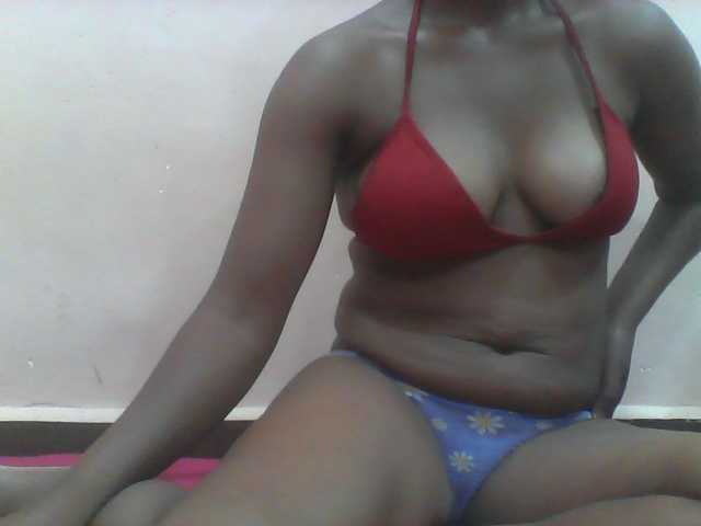 Ayischah live cam on BongaCams
