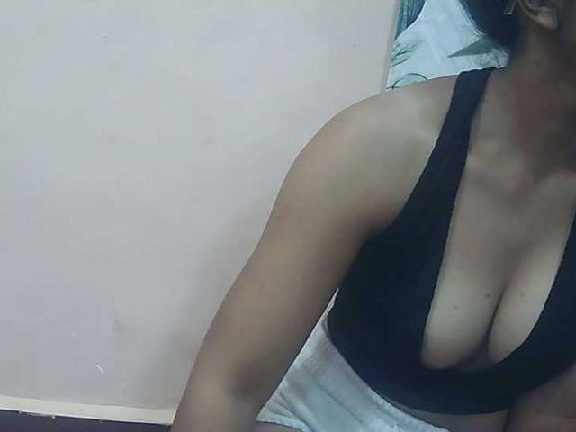 Ayischah live cam on BongaCams