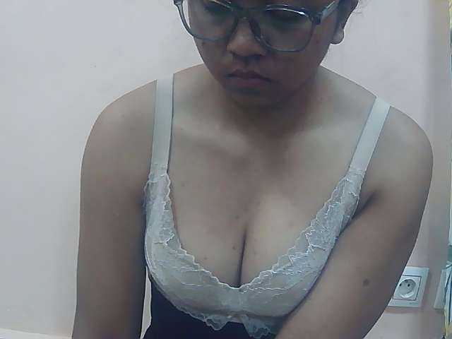 Ayischah live cam on BongaCams