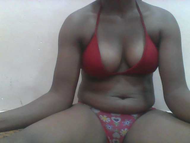 Ayischah live cam on BongaCams