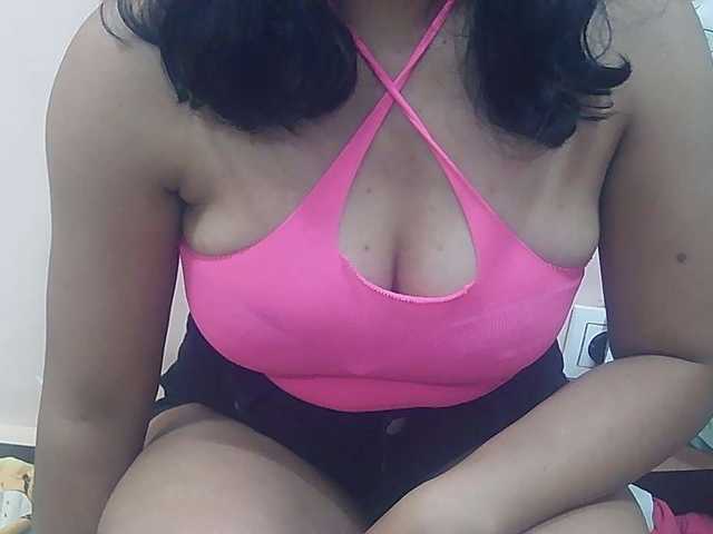 Ayischah live cam on BongaCams