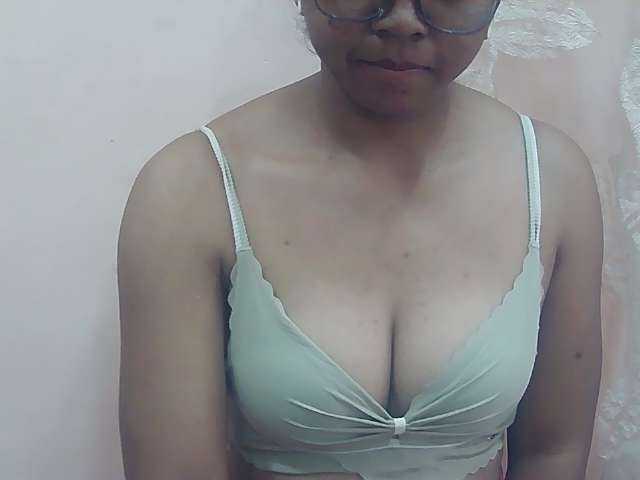 Ayischah live cam on BongaCams