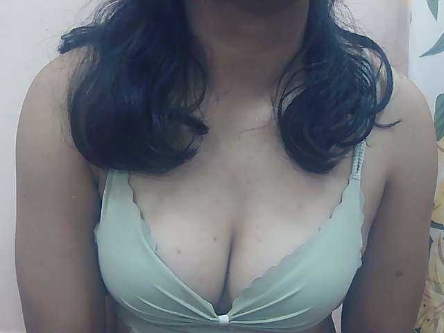 Ayischah live cam on BongaCams
