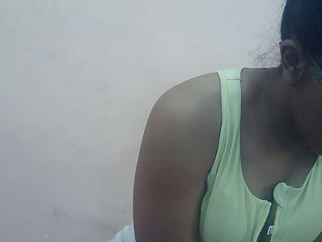 Ayischah live cam on BongaCams