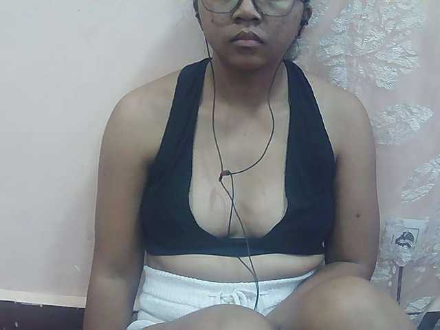 Ayischah live cam on BongaCams
