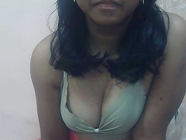 Ayischah live cam on BongaCams