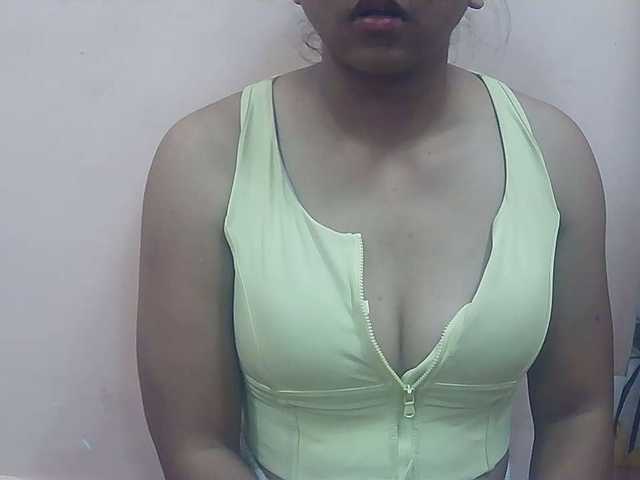 Ayischah live cam on BongaCams