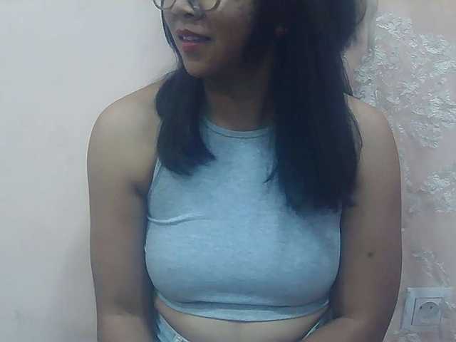 Ayischah live cam on BongaCams