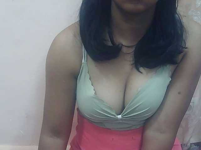 Ayischah live cam on BongaCams