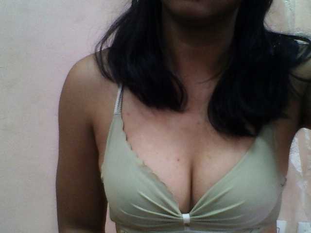 Ayischah live cam on BongaCams
