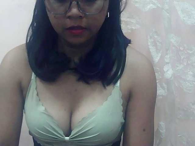 Ayischah live cam on BongaCams