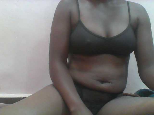 Ayischah live cam on BongaCams