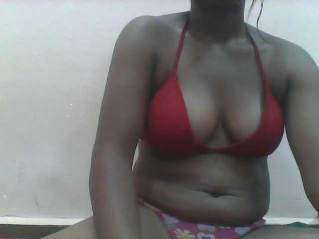 Ayischah live cam on BongaCams