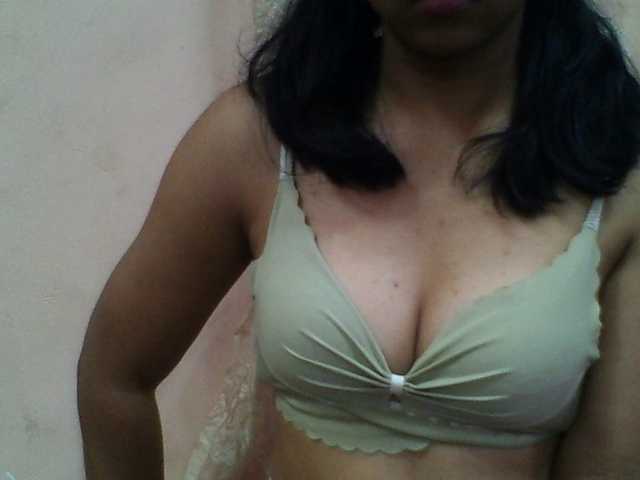 Ayischah live cam on BongaCams