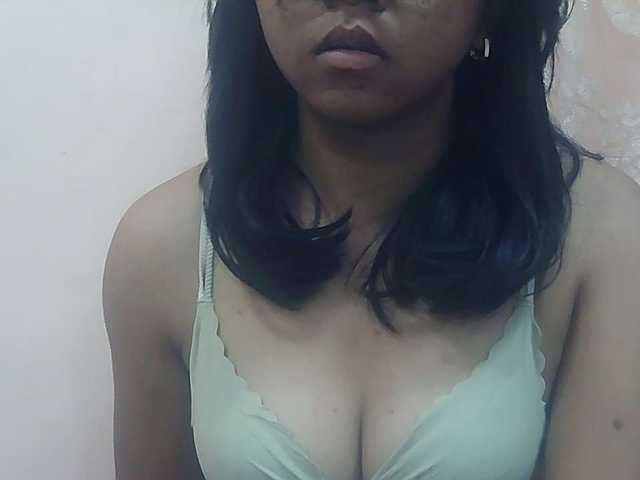 Ayischah live cam on BongaCams