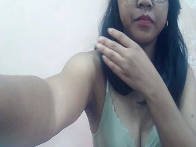 Ayischah live cam on BongaCams