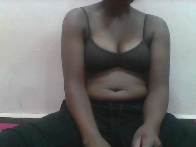 Ayischah live cam on BongaCams