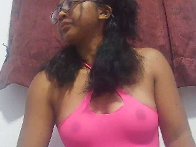 Ayischah live cam on BongaCams