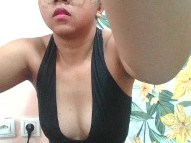 Ayischah live cam on BongaCams
