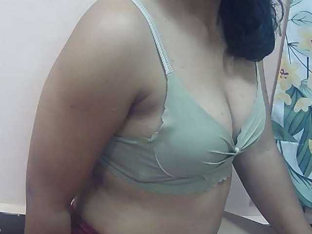 Ayischah live cam on BongaCams