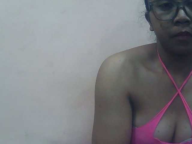 Ayischah live cam on BongaCams
