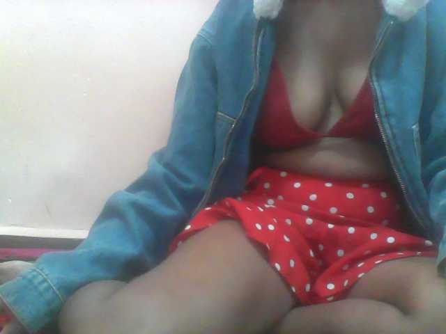 Ayischah live cam on BongaCams
