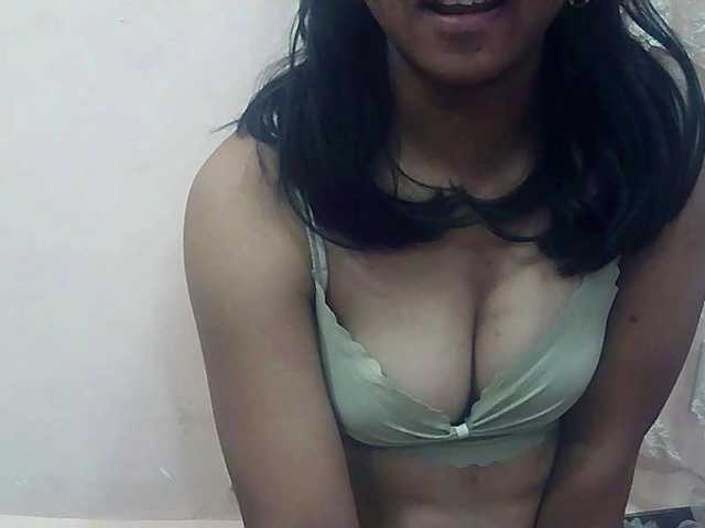 Ayischah live cam on BongaCams