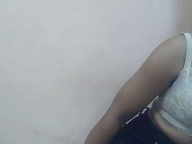 Ayischah live cam on BongaCams
