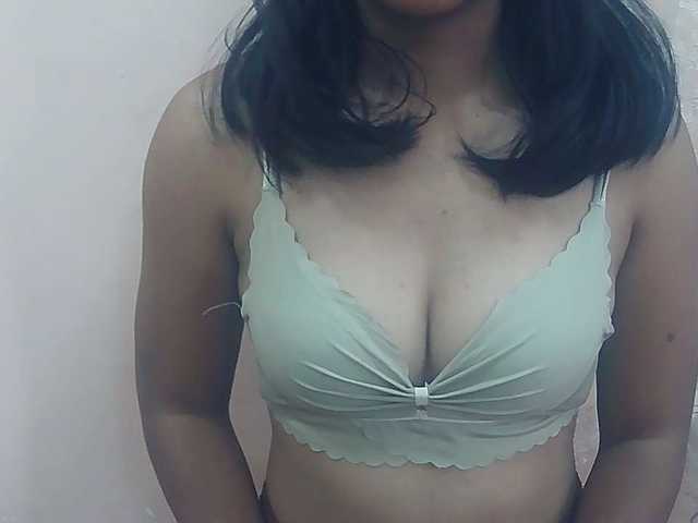 Ayischah live cam on BongaCams