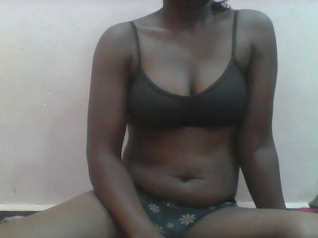 Ayischah live cam on BongaCams